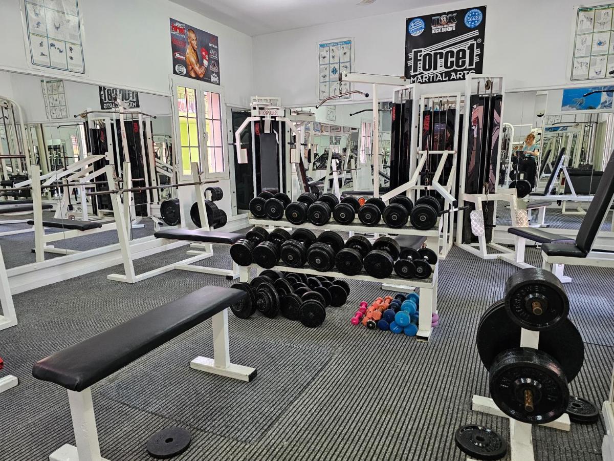 Gosia Apartment Gym Included Ликсури Экстерьер фото