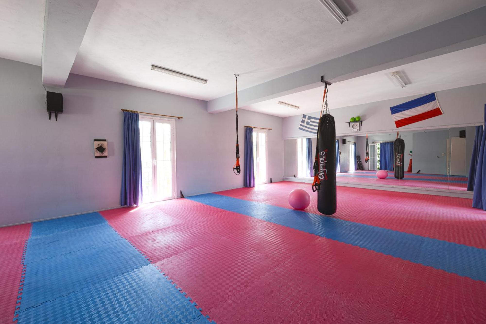 Gosia Apartment Gym Included Ликсури Экстерьер фото